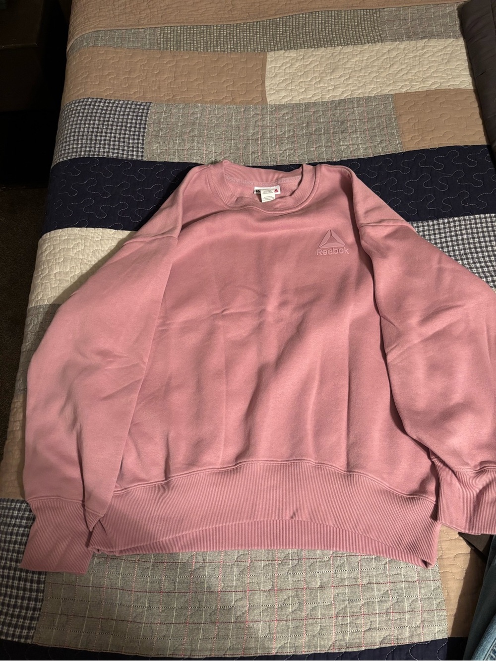 Reebok Men's Dusty Pink Crewneck Sweatshirt
